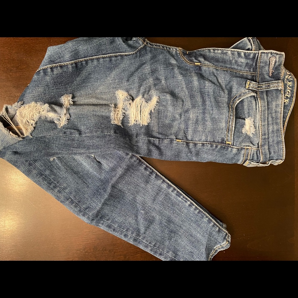 American eagle ripped jeans